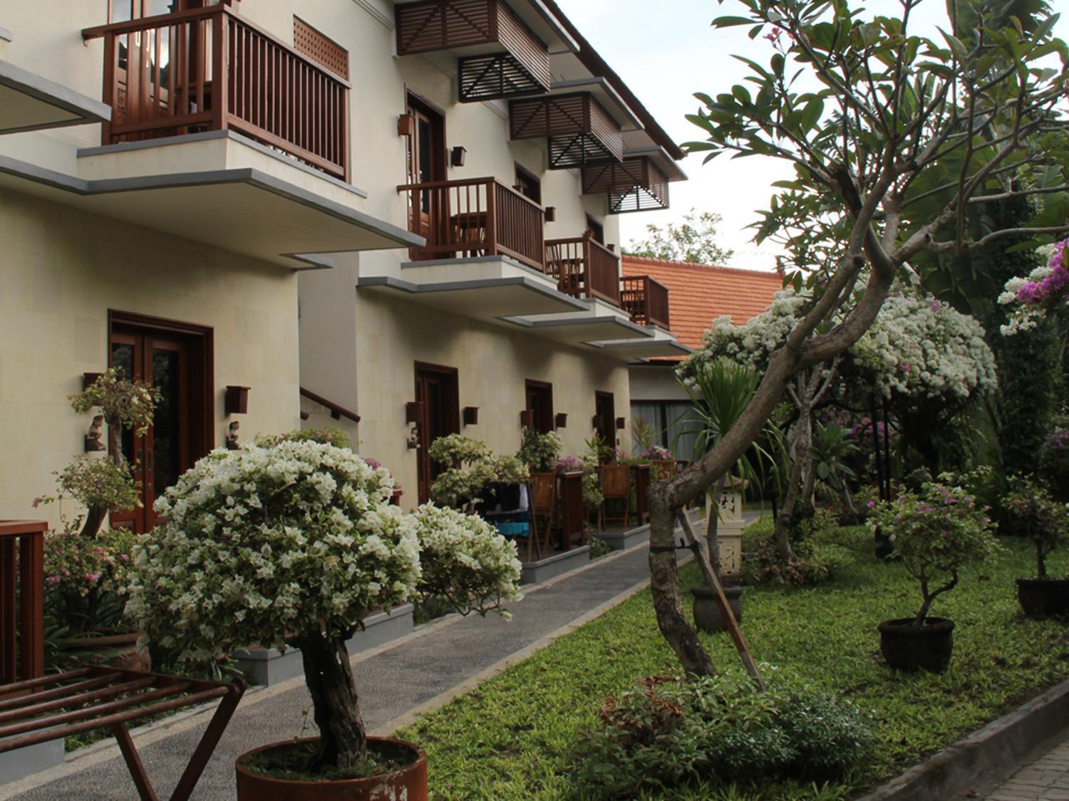 Sanur Respati Beach Hotel מראה חיצוני תמונה